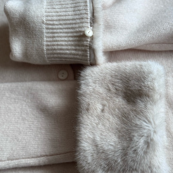 Reformation Clara Cardigan/Cream Faux Fur Cuff - Picture 8 of 10
